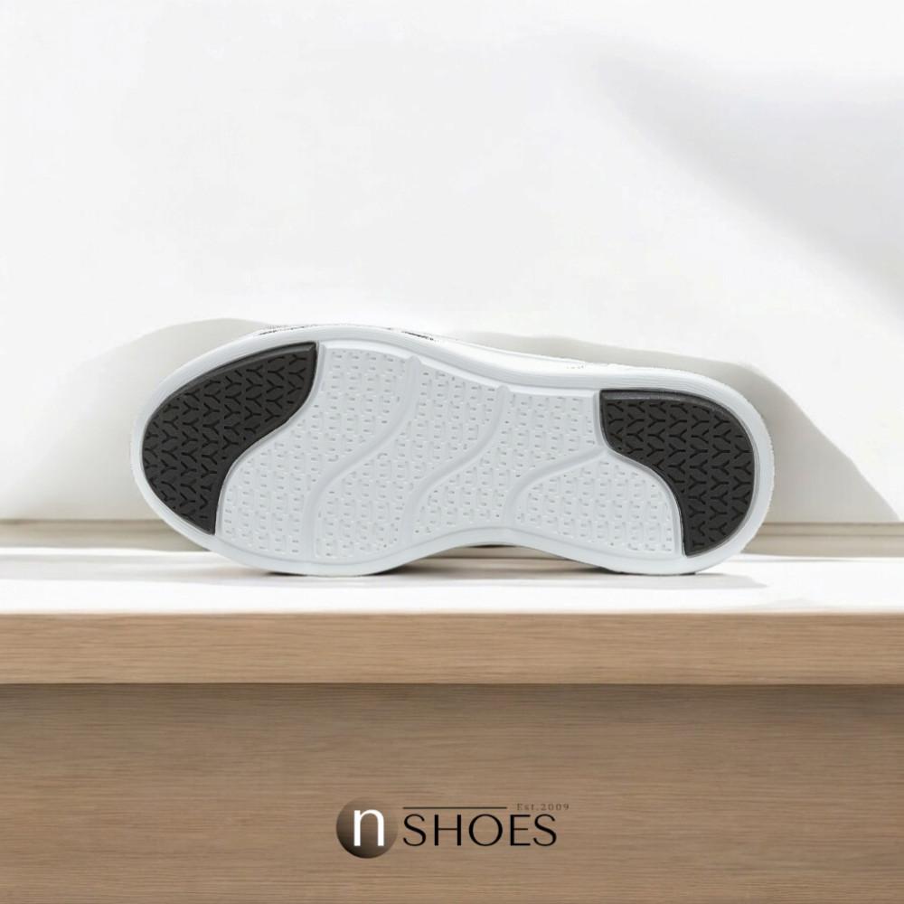 Женские кожаные кроссовки GRUNBERG 157897 02-01E модель 5801