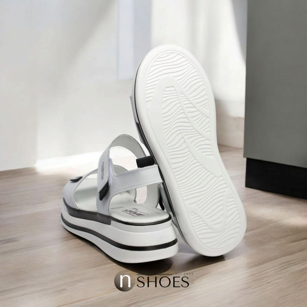 Женские кожаные босоножки на липучках ALLSY Lonza 195173 2970-1 модель 5835