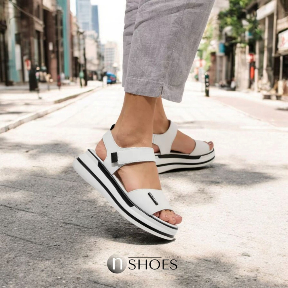 Женские кожаные босоножки на липучках ALLSY Lonza 195173 2970-1 модель 5835