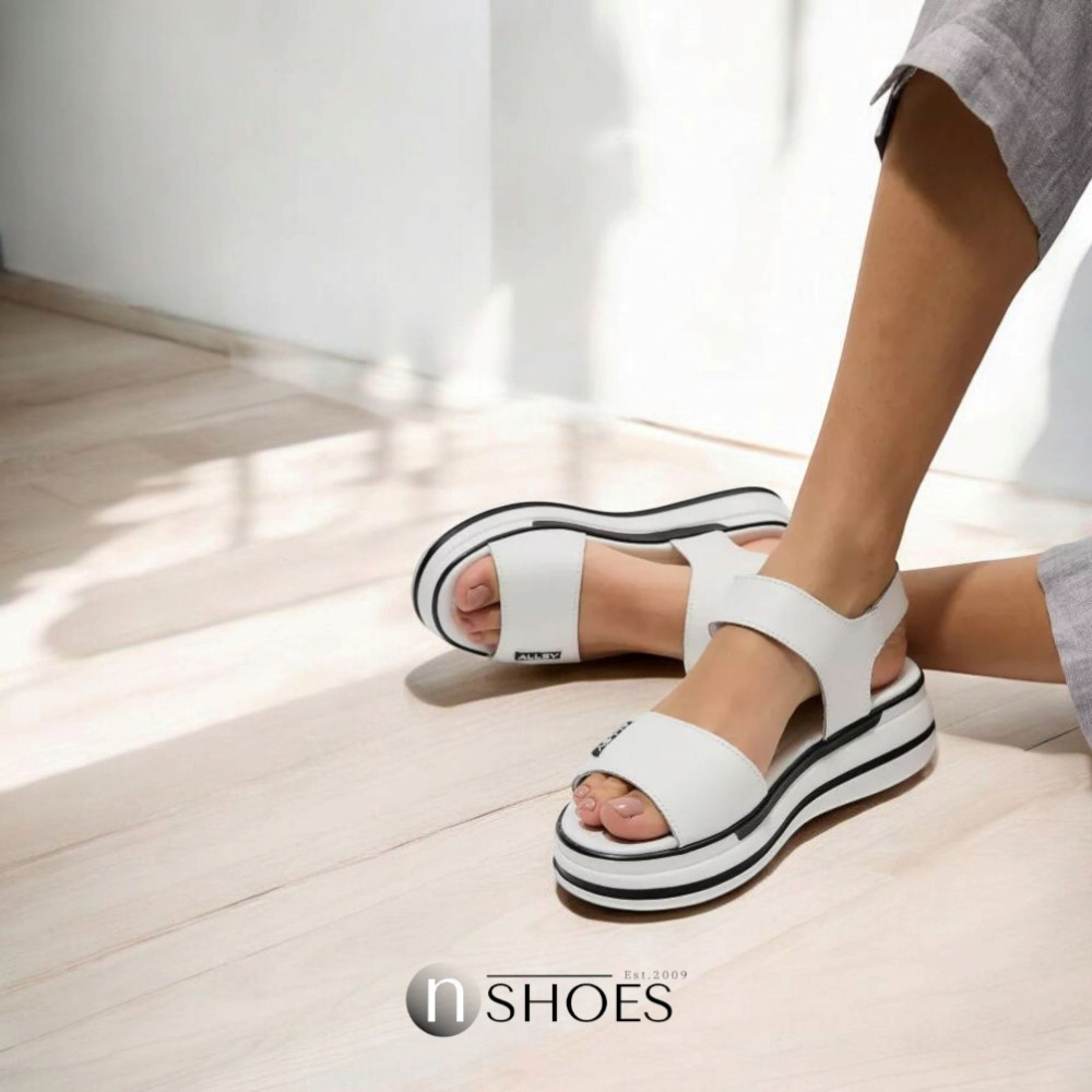 Женские кожаные босоножки на липучках ALLSY Lonza 195173 2970-1 модель 5835