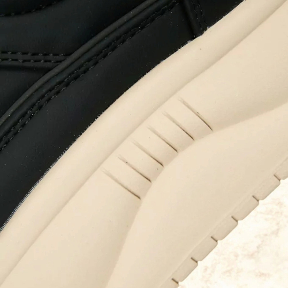 Модні жіночі демісезонні кросівки ALLSY Lonza на високій платформі модель 5838