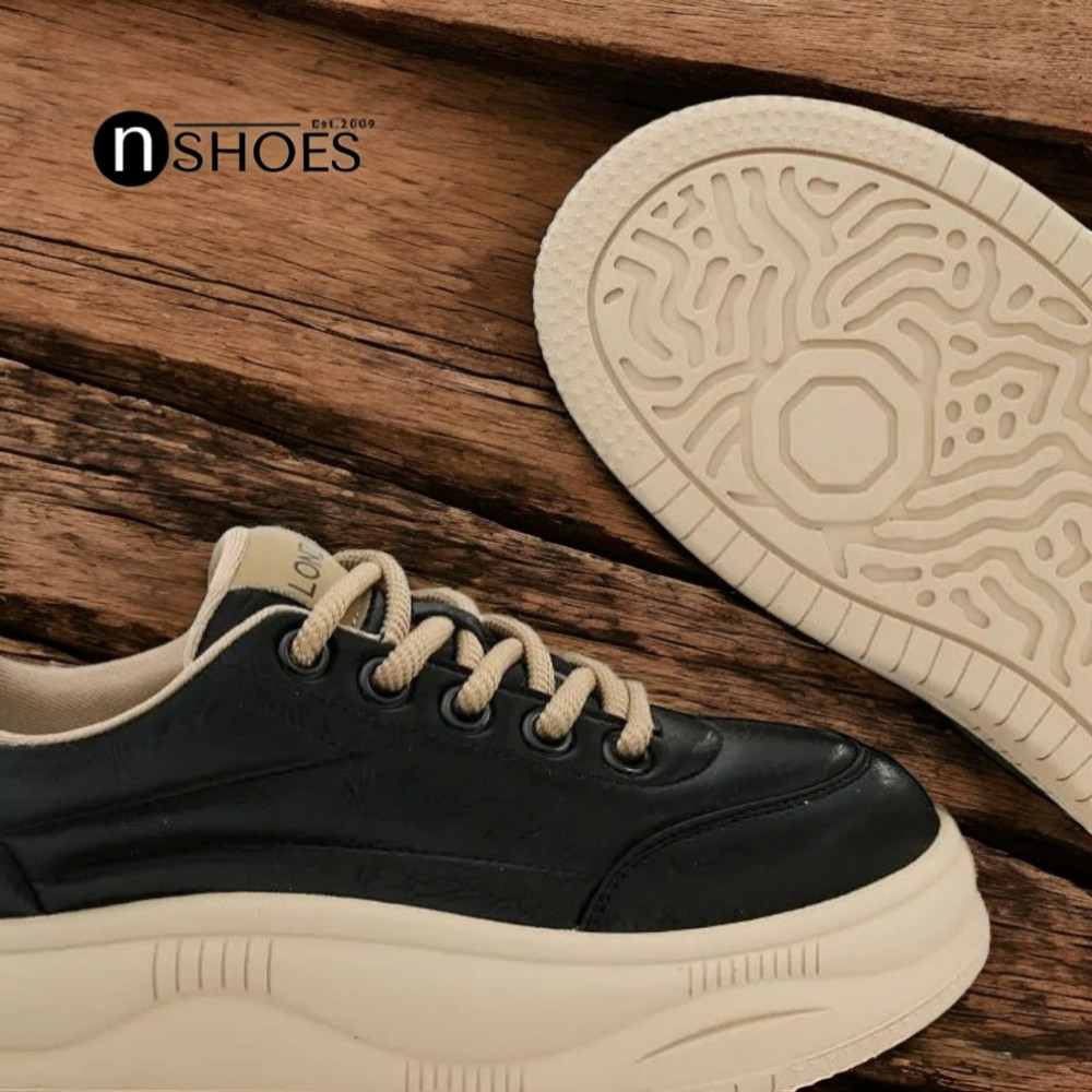 Модні жіночі демісезонні кросівки ALLSY Lonza на високій платформі модель 5838