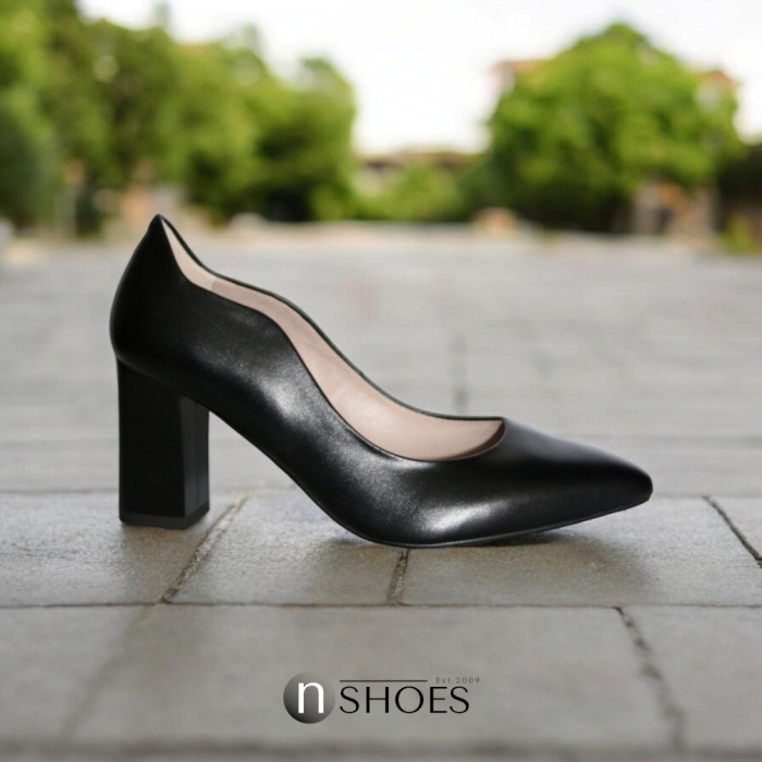 Women's classic pumps Kaniowski (Poland) model 5839