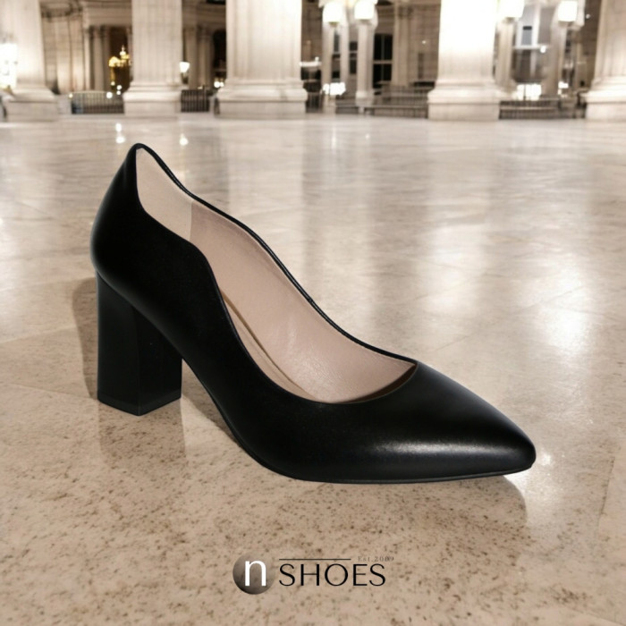 Women's classic pumps Kaniowski (Poland) model 5839