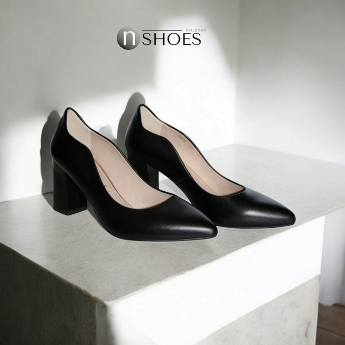 Women's classic pumps Kaniowski (Poland) model 5839