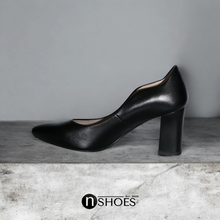 Women's classic pumps Kaniowski (Poland) model 5839