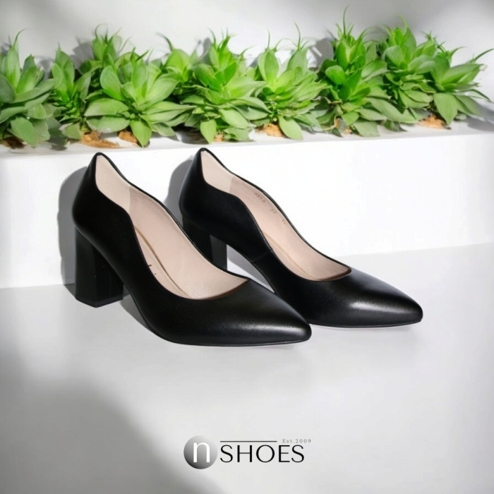 Women's classic pumps Kaniowski (Poland) model 5839