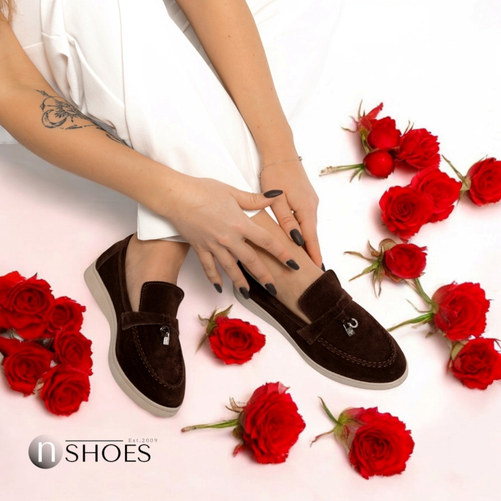 Женские модные коричневые лоферы Loro Piana модель 5842