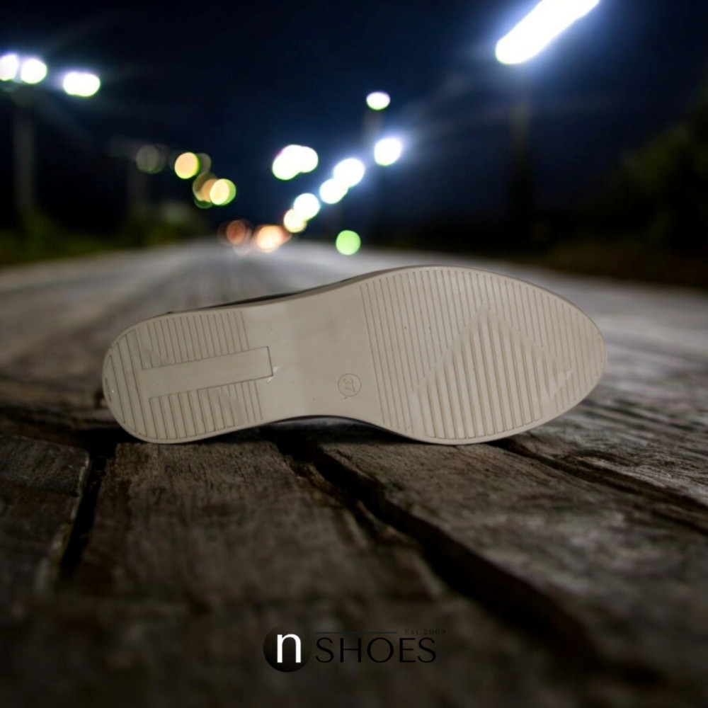 Женские модные коричневые лоферы Loro Piana модель 5842