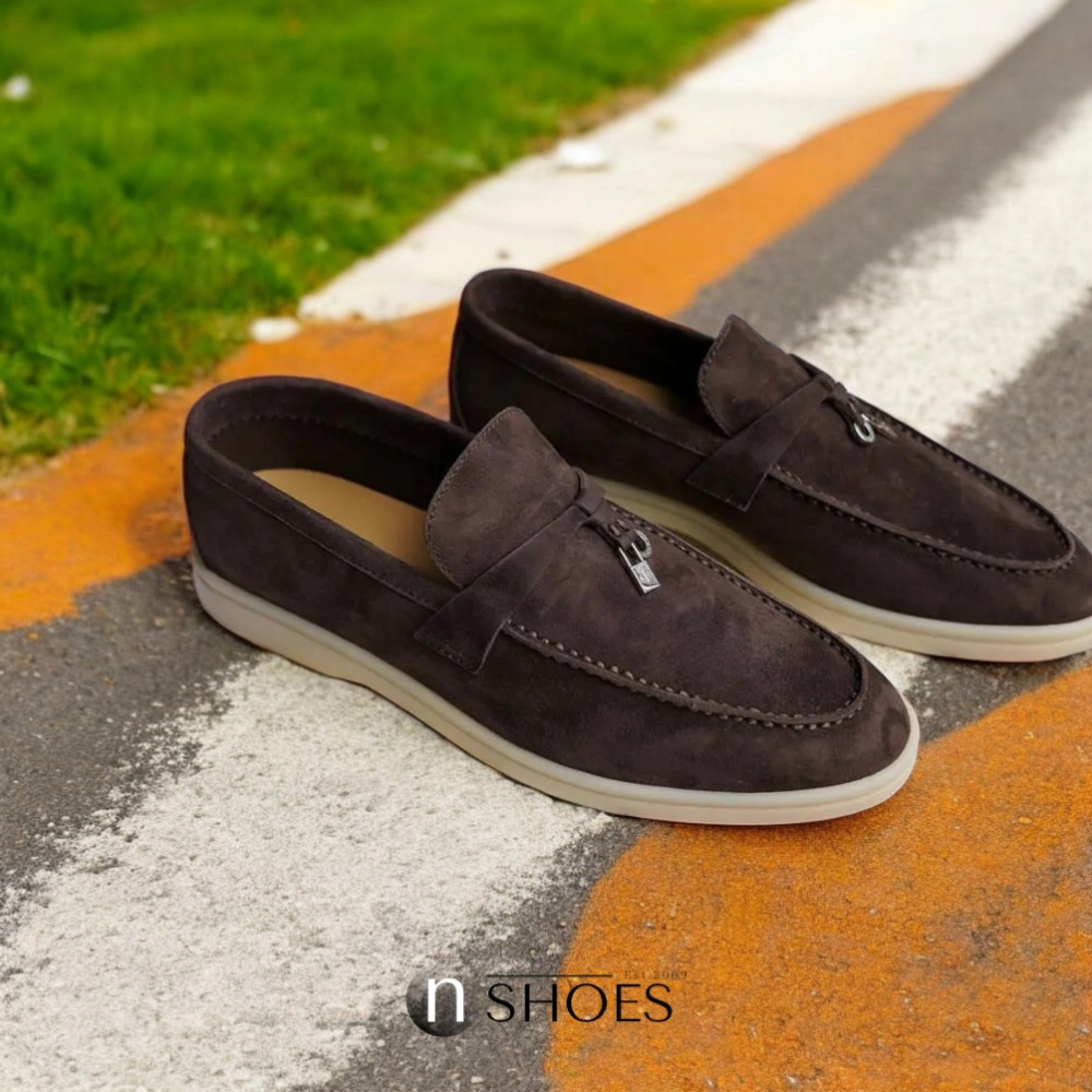 Женские модные коричневые лоферы Loro Piana модель 5842