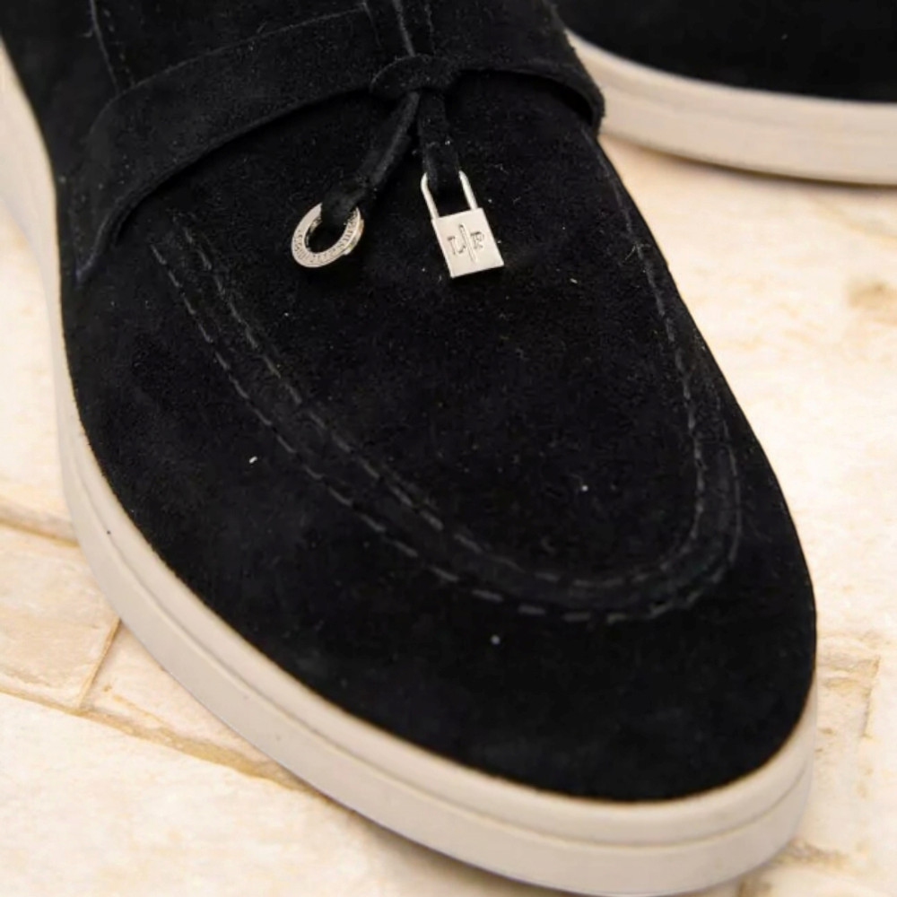 Женские модные коричневые лоферы Loro Piana модель 5842