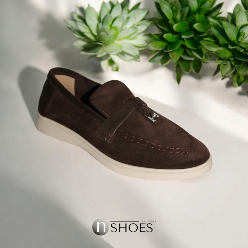 Женские модные коричневые лоферы Loro Piana модель 5842