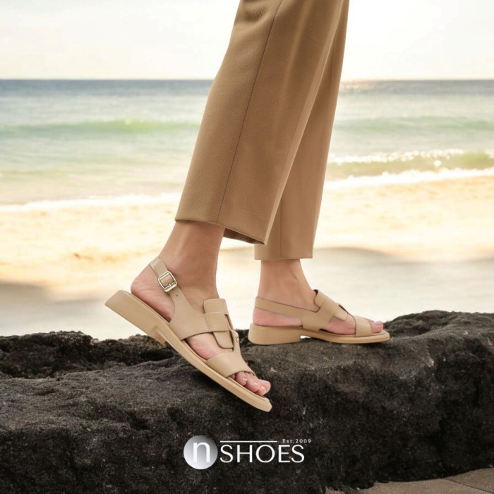 Women's beige sandals Fabio Monelli Roxana Beige model 5844