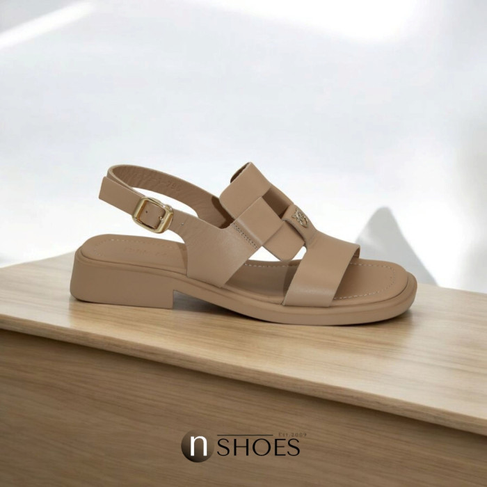 Women's beige sandals Fabio Monelli Roxana Beige model 5844