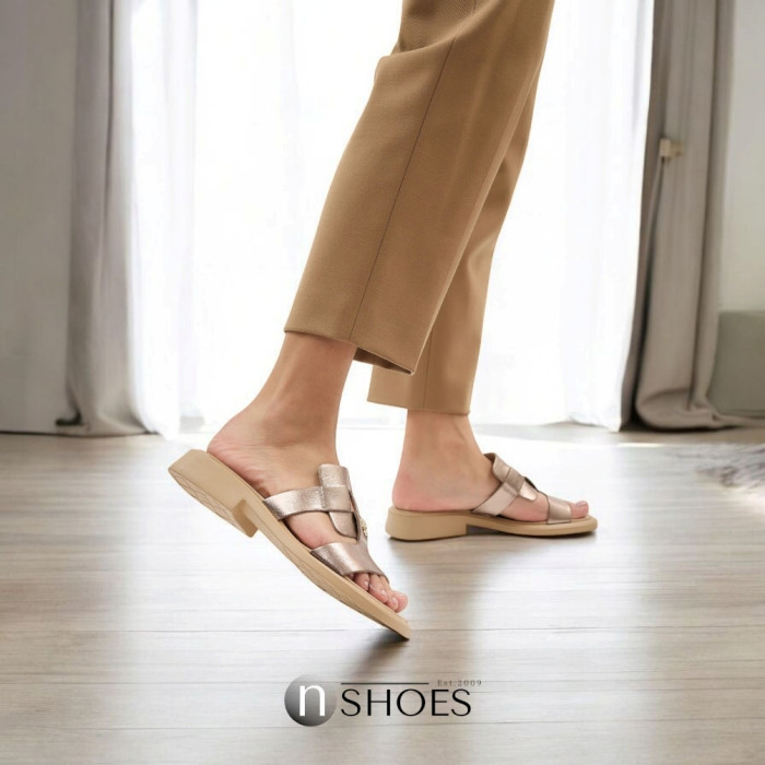 Women's leather slippers Fabio Monelli Layna Bronze model 5846