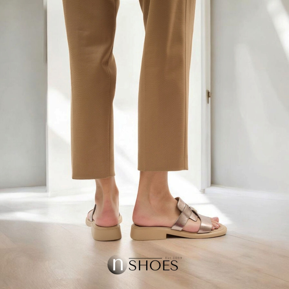 Женские кожаные шлёпанцы Fabio Monelli Layna Bronze модель 5846