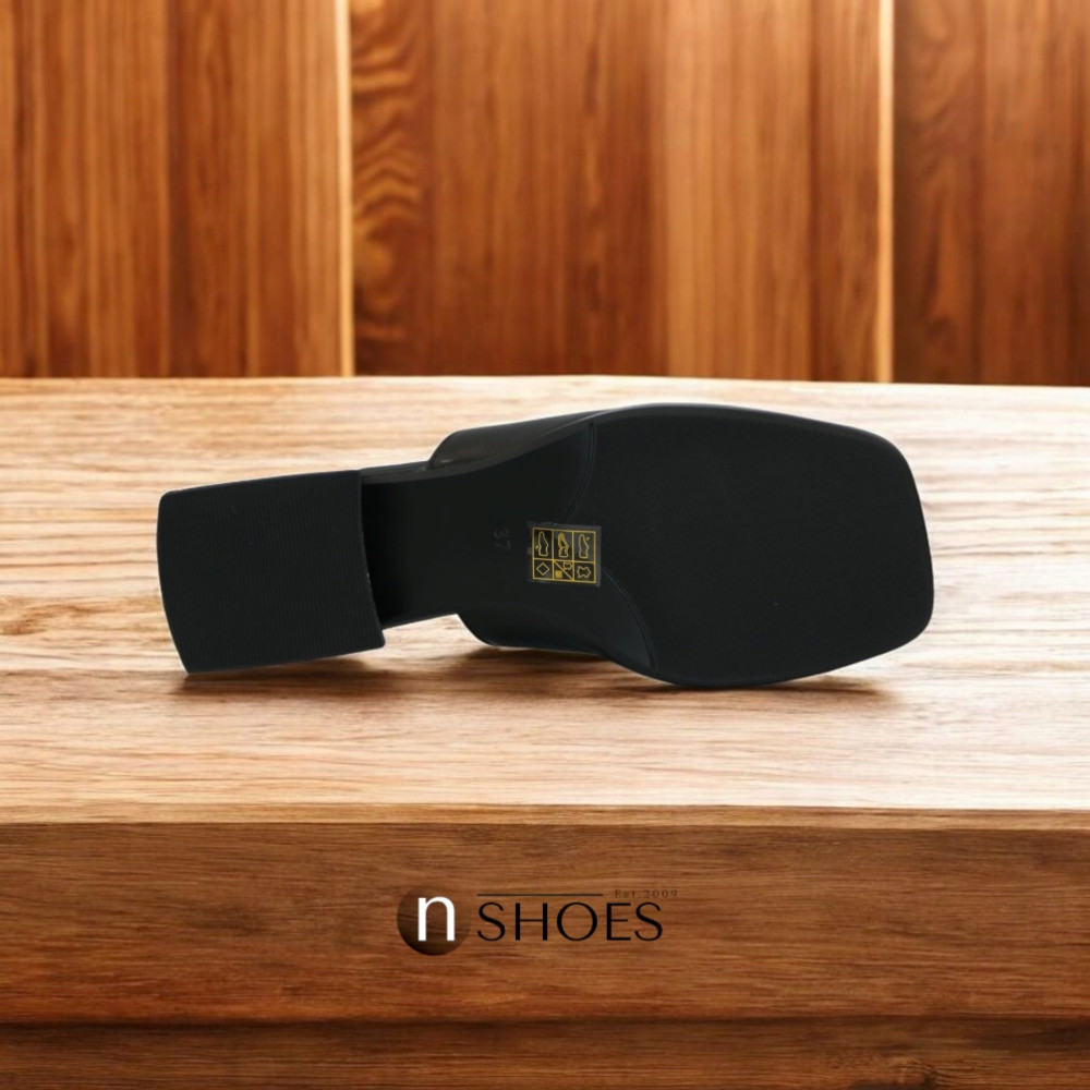 Женские кожаные сабо Fabio Monelli Klara Black модель 5849