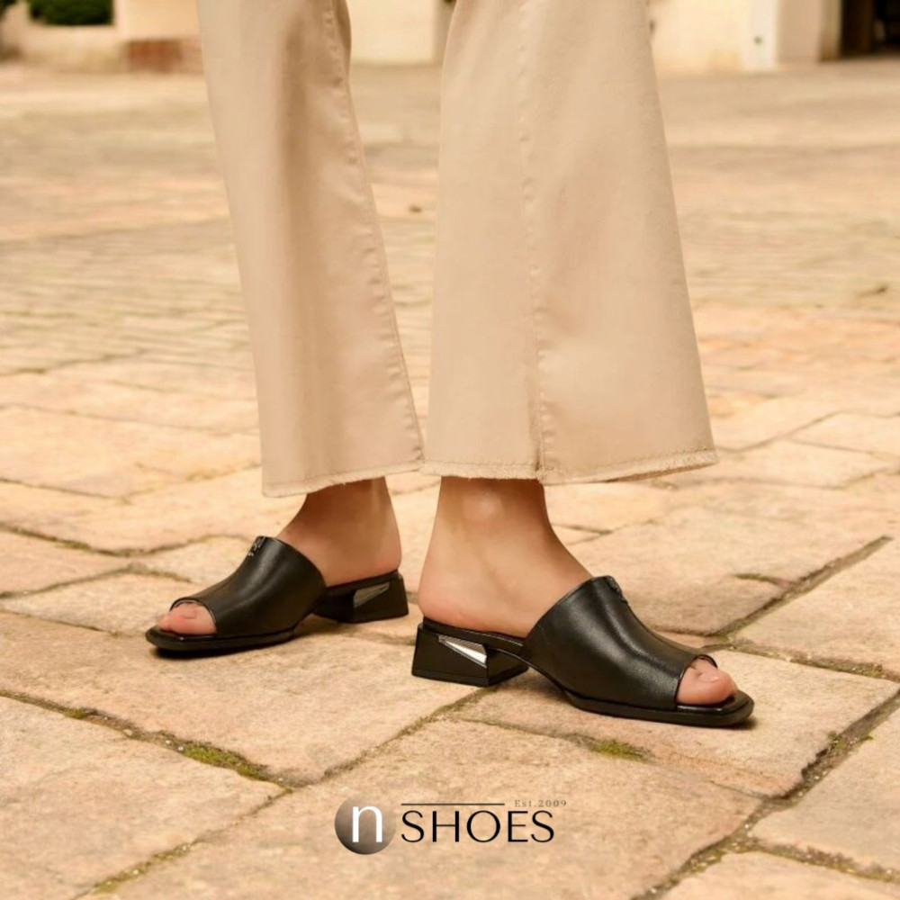 Женские кожаные сабо Fabio Monelli Klara Black модель 5849