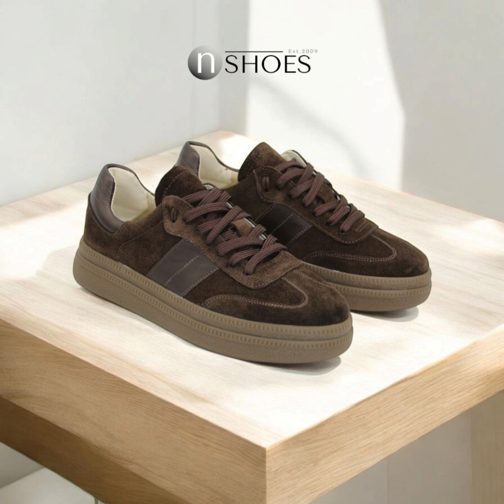 Жіночі шоколадні кросівки Romax Comfort модель 5854