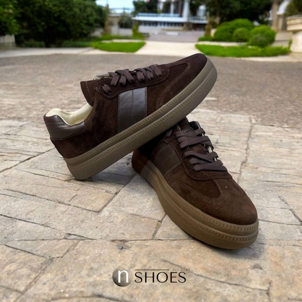 Жіночі шоколадні кросівки Romax Comfort модель 5854