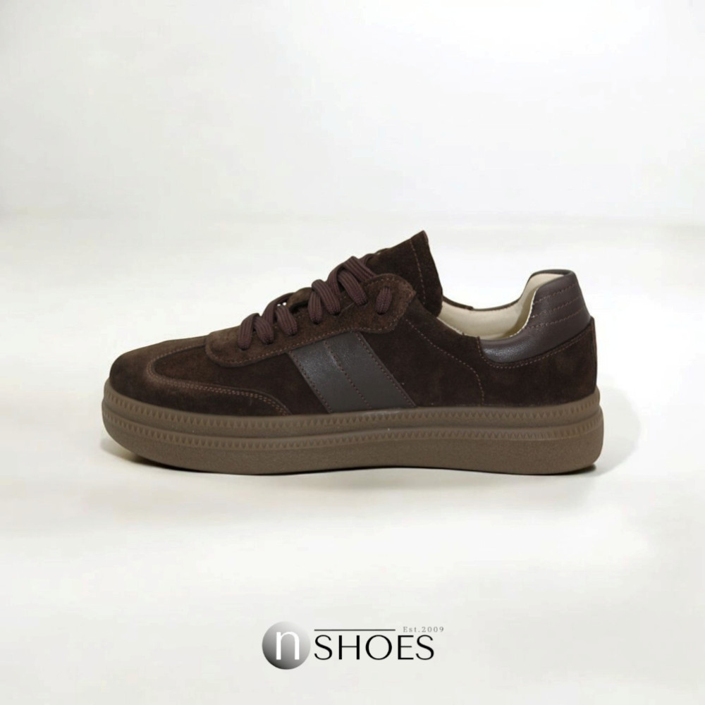 Жіночі шоколадні кросівки Romax Comfort модель 5854