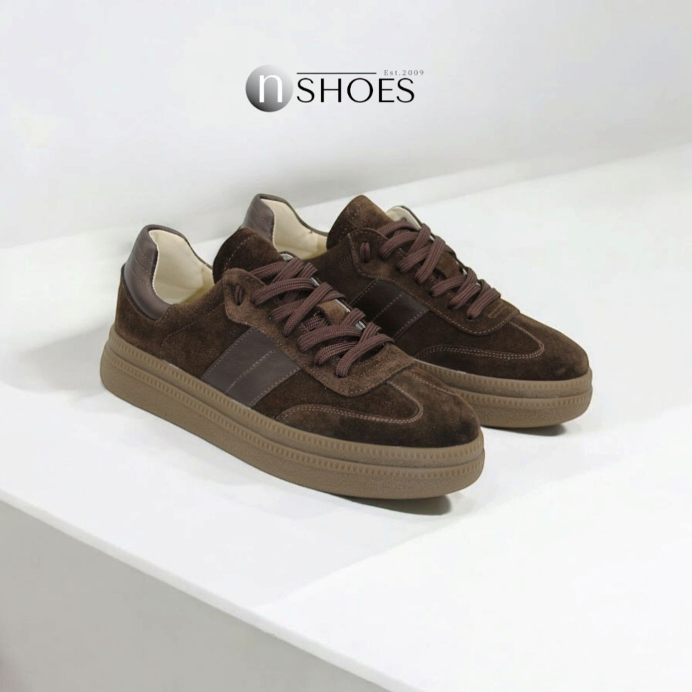 Жіночі шоколадні кросівки Romax Comfort модель 5854