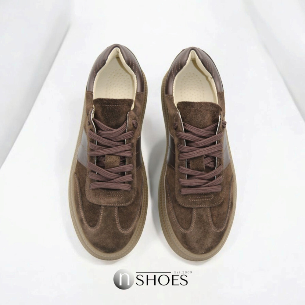 Жіночі шоколадні кросівки Romax Comfort модель 5854