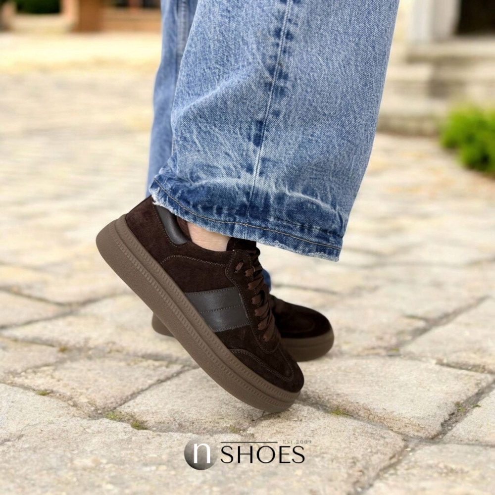 Жіночі шоколадні кросівки Romax Comfort модель 5854