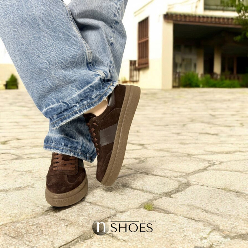 Жіночі шоколадні кросівки Romax Comfort модель 5854