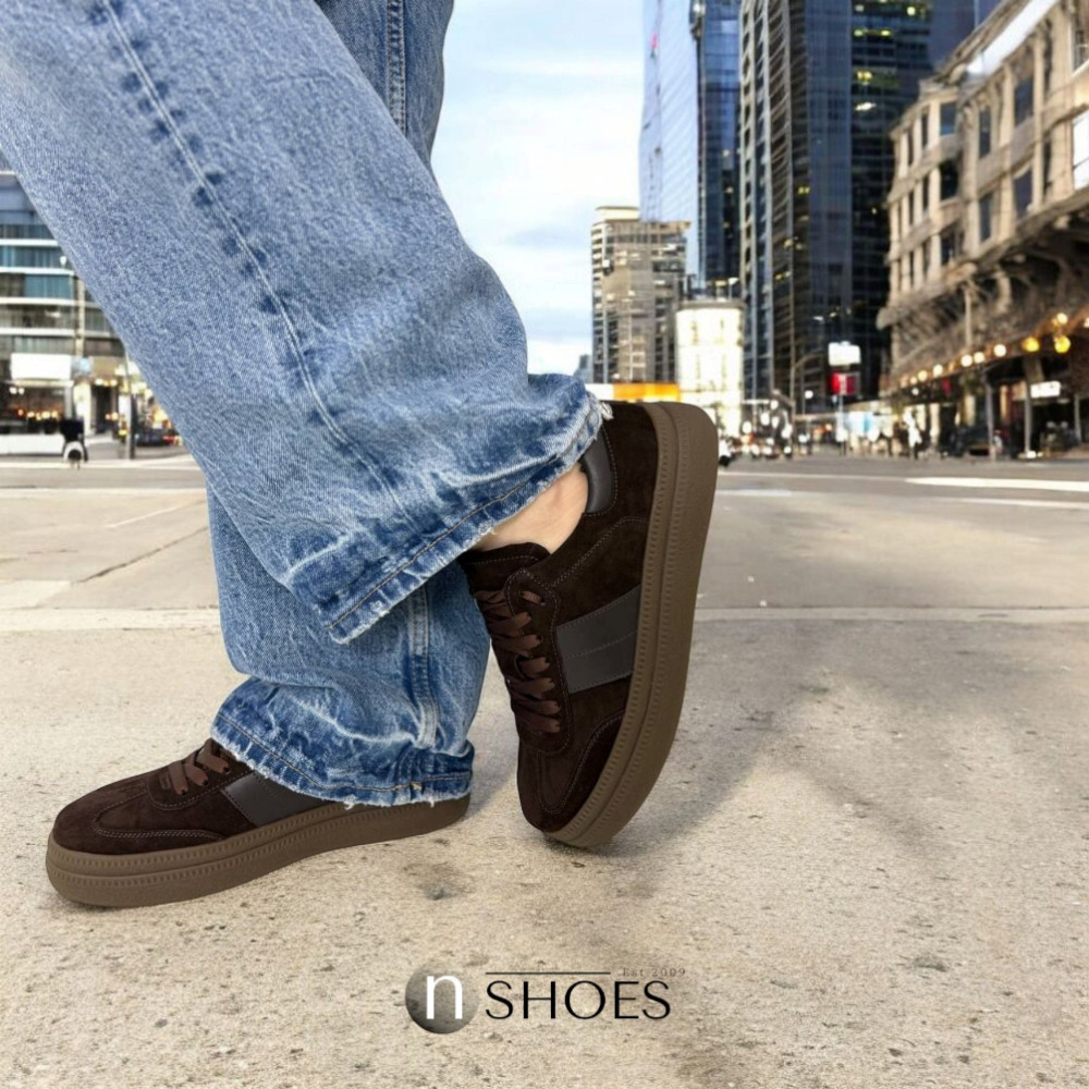 Жіночі шоколадні кросівки Romax Comfort модель 5854