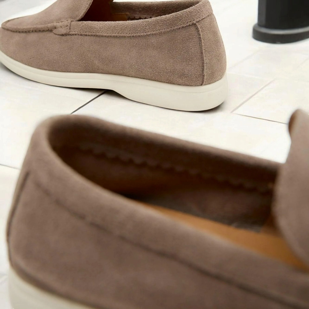 Жіночі замшеві лофери Loro Piana Classy Dark Grey модель 5863