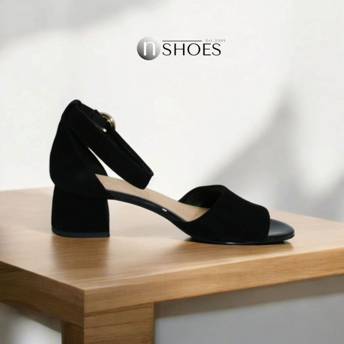 Women's suede sandals with medium heels SALA (Poland) model 5864