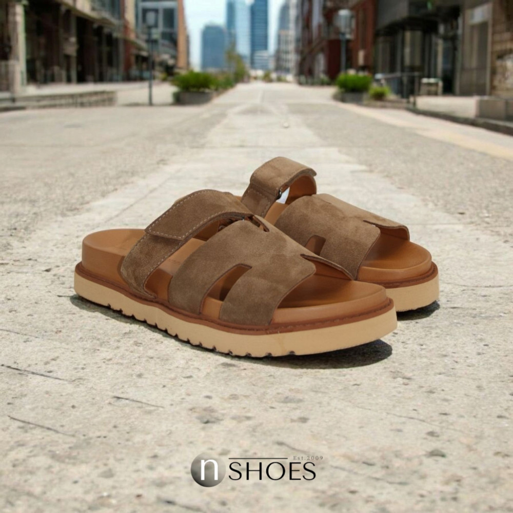 Женские коричневые замшевые шлепанцы Fabio Monelli Selina Brown модель 5869