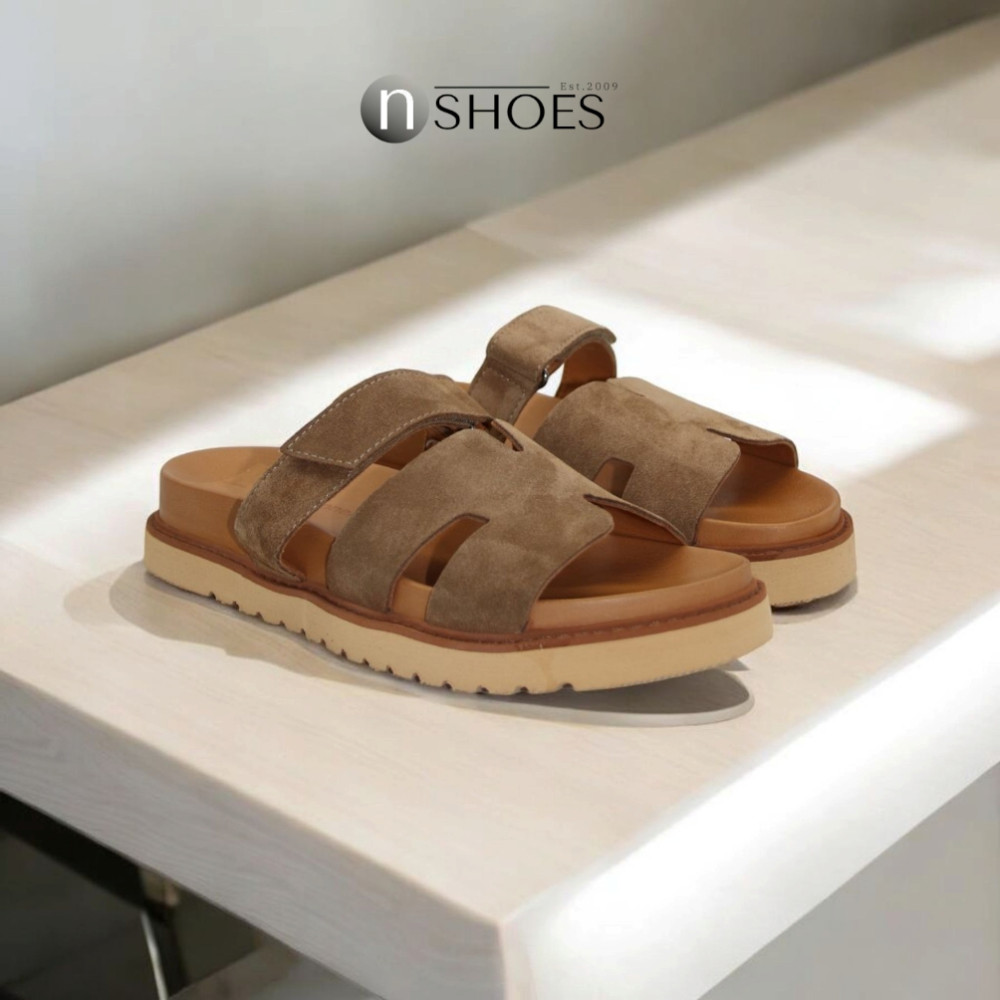 Женские коричневые замшевые шлепанцы Fabio Monelli Selina Brown модель 5869