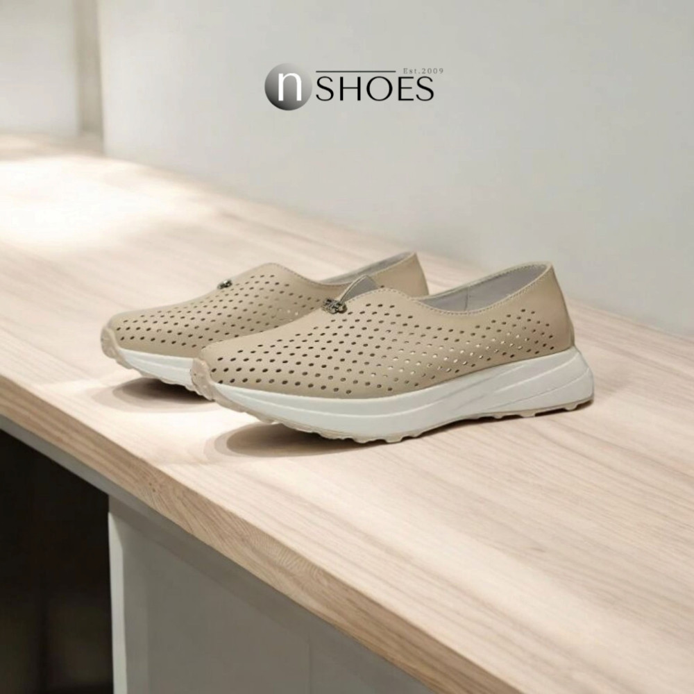 Жіночі комфортні шкіряні мокасини з перфорацією Allsy модель 5871