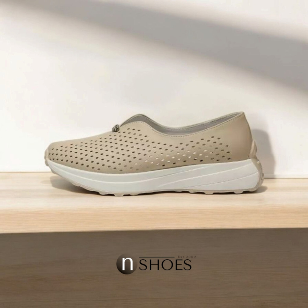 Жіночі комфортні шкіряні мокасини з перфорацією Allsy модель 5871