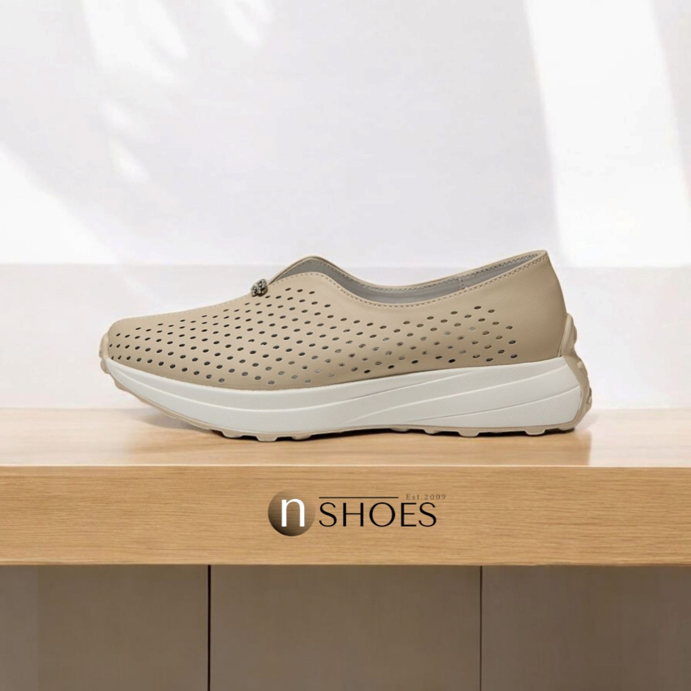 Жіночі комфортні шкіряні мокасини з перфорацією Allsy модель 5871