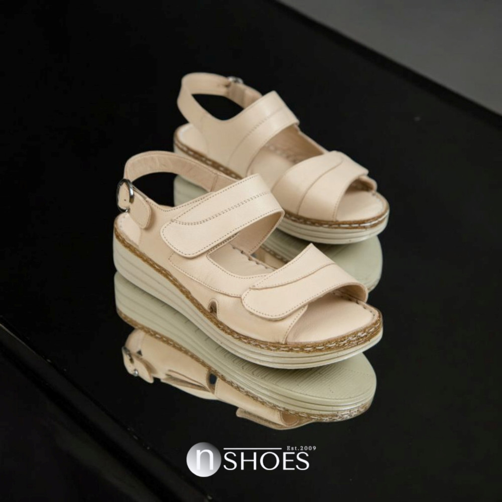 Женские бежевые босоножки Anna Lucci модель 5883