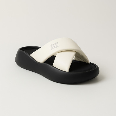 Women's fashionable milky slippers ALLSY Lonza 194071 198722 186774 185-2 milk 5890 comfortable on a platform in the style of Miu Miu