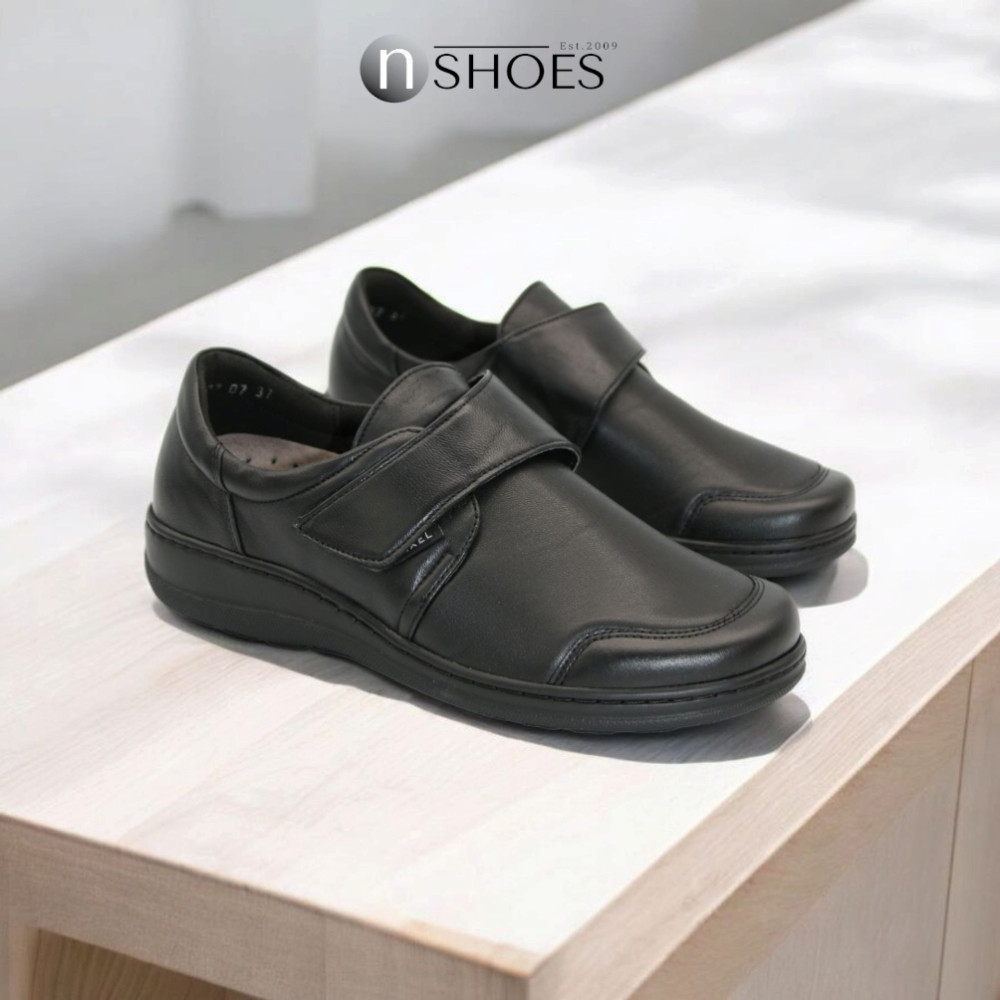 Женские комфортные туфли на липучке Axel (Польша) модель 5895