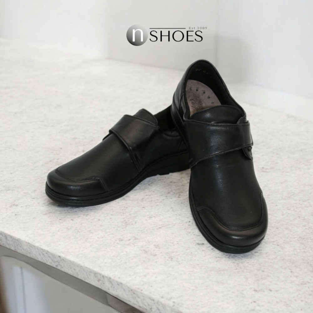 Женские комфортные туфли на липучке Axel (Польша) модель 5895