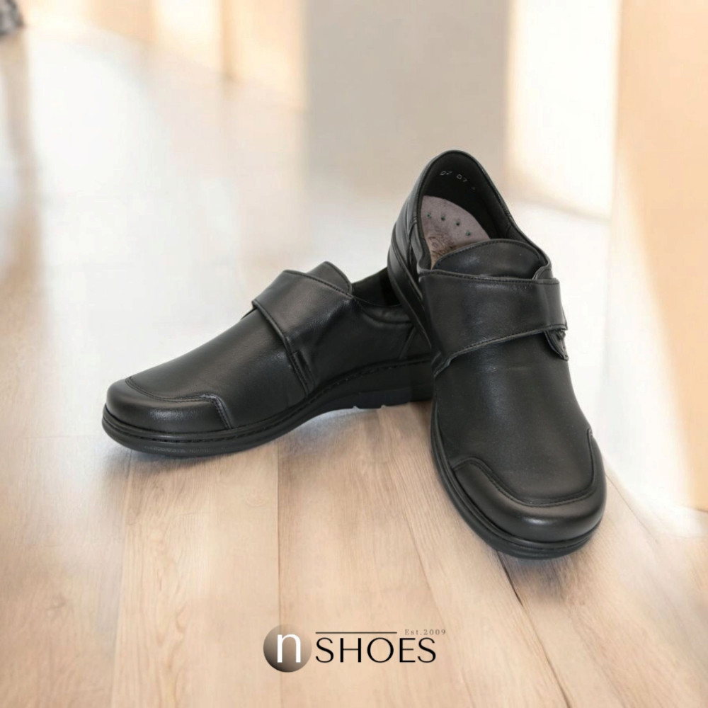 Женские комфортные туфли на липучке Axel (Польша) модель 5895