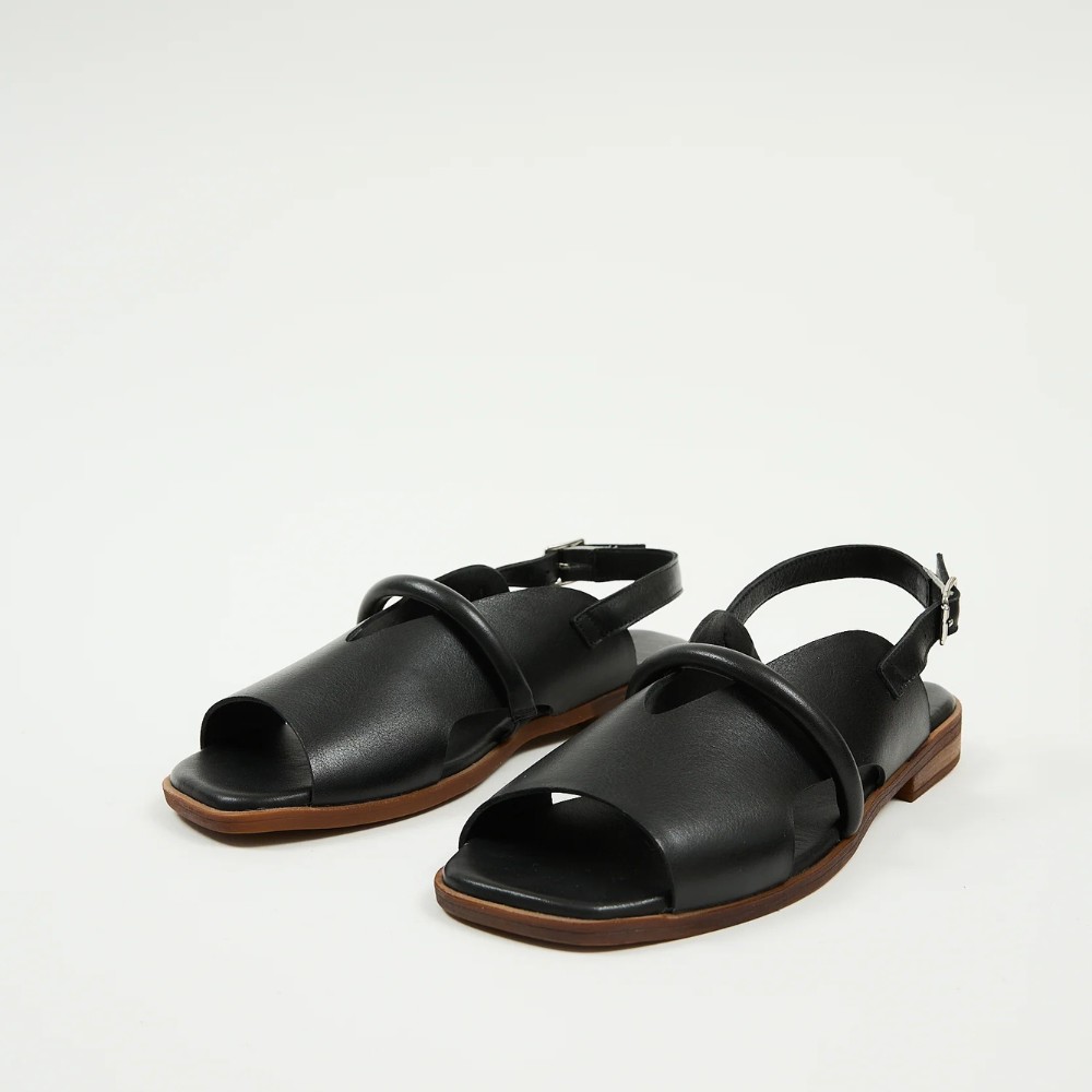 Women’s leather sandals Lonza 199973 2506 Bergen Black 5897