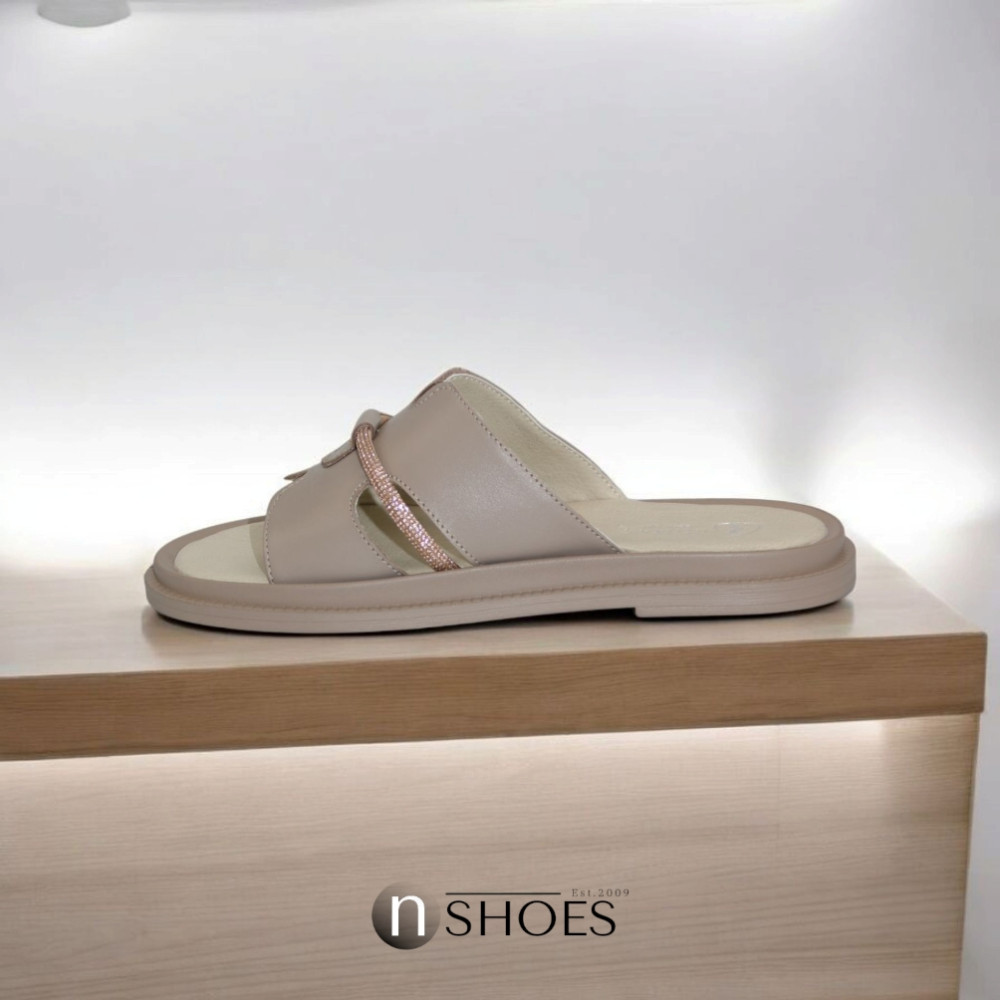 Жіночі шкіряні шльопанці Romax Comfort модель 5905