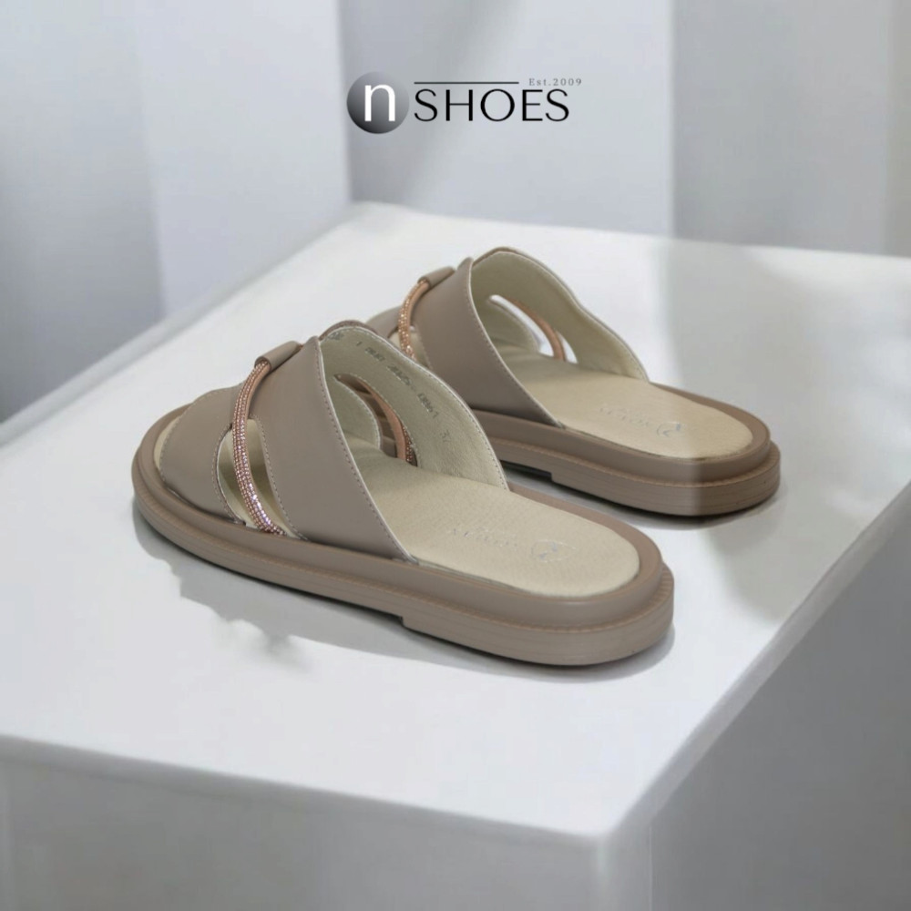 Жіночі шкіряні шльопанці Romax Comfort модель 5905