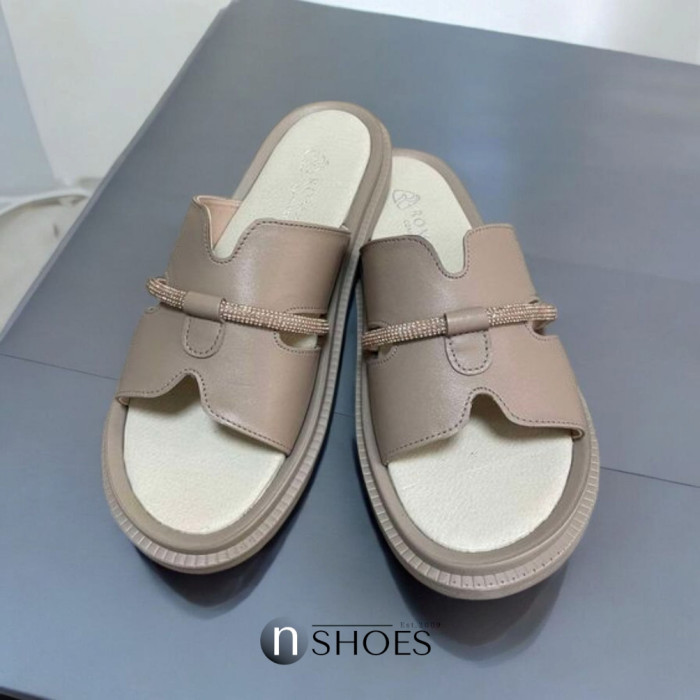 Женские кожаные шлёпанцы Romax Comfort модель 5905