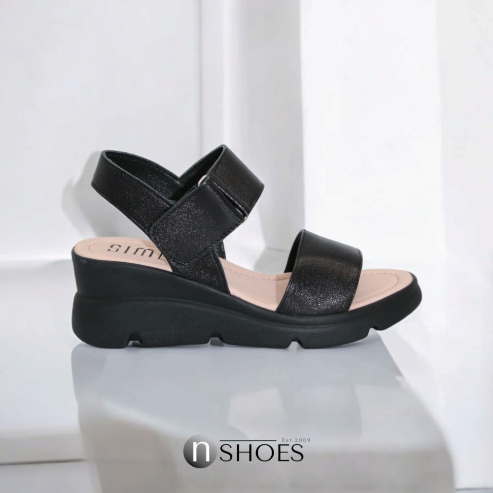 Комфортні жіночі шкіряні босоніжки на танкетці Simen 7767a rocky nero 5907