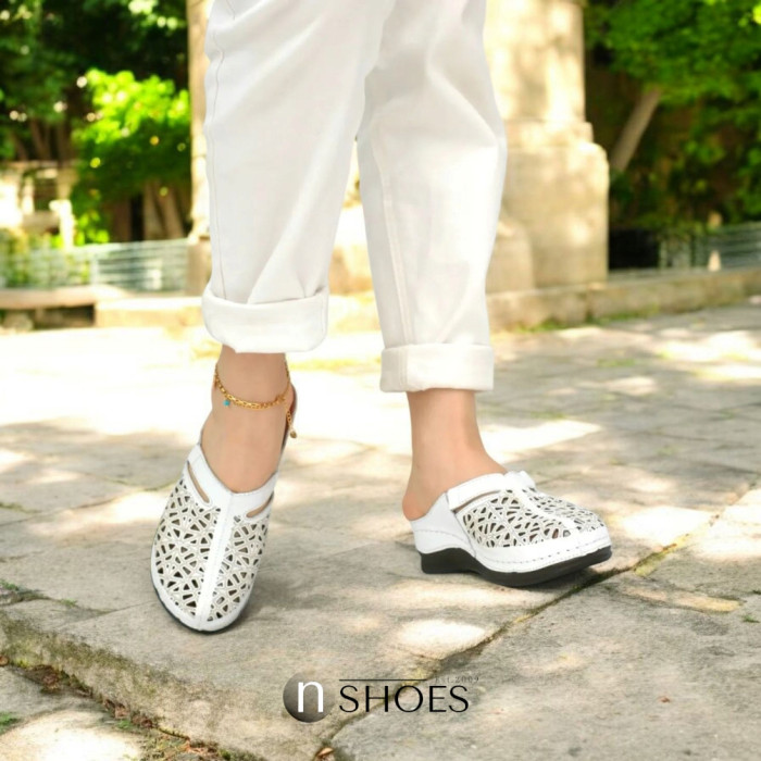 Women's leather closed toe flip flops ALLSY 207208 195155 model 5918