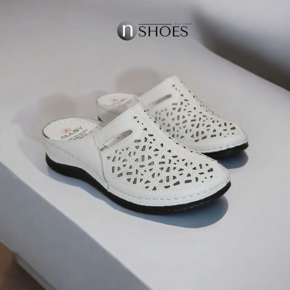 Женские кожаные шлёпанцы с закрытым носком ALLSY 195155 модель 5918