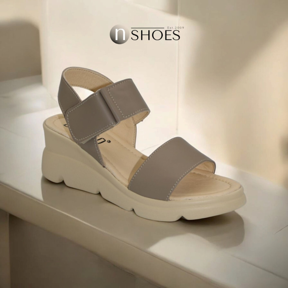 Жіночі бежеві шкіряні босоніжки Simen (Польща) модель 5919